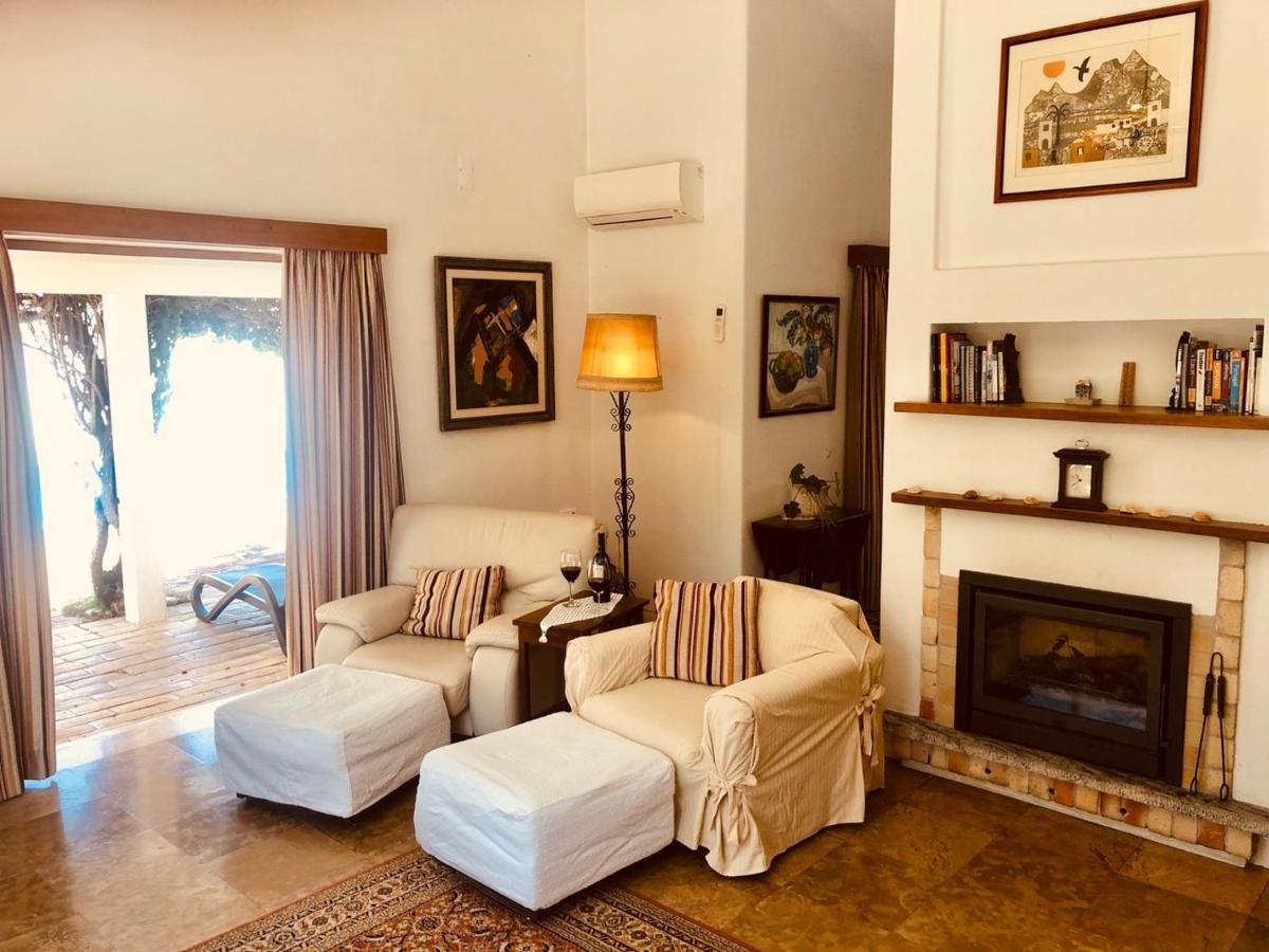 Charming With Heated Pool Near Sandy Beach, Hiking, Golf And Wineries * Praia Da Luz